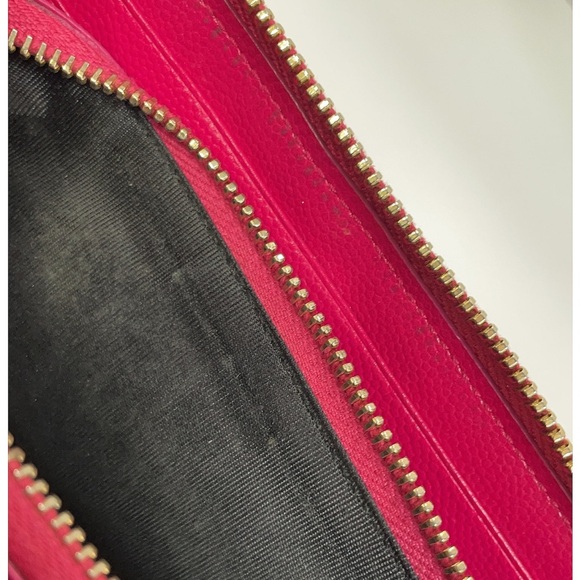 Yves Saint Laurent Red Quilted Wallet - Picture 8 of 12